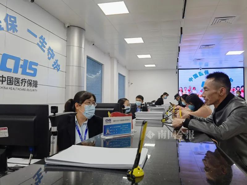 重庆最新柳州市医保换现金方法分析(最方便真实的重庆柳州医保卡换现金方法)